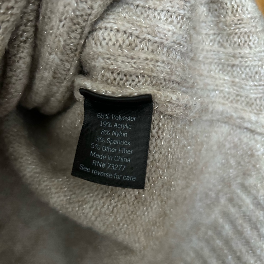 Simply Vera Vera Wang Light Beige/Tan Turtle Mockneck Sweater - Picture 4 of 6